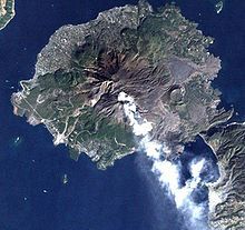 220px-Sakurajima_Landsat_image.jpg